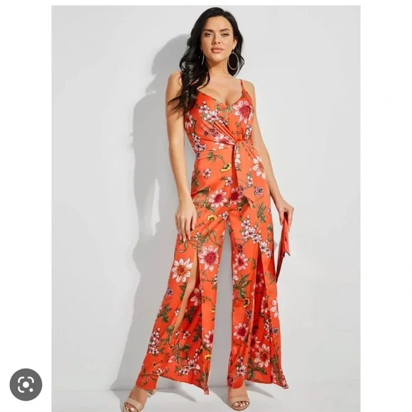 Guess Isora Floral-Print Split-Leg Jumpsuit - Picture 1 of 4